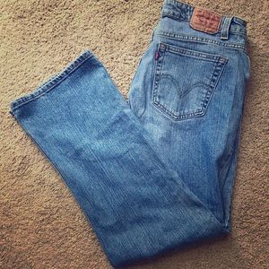 515 bootcut Levi jeans